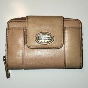 Fossil Leather Bi-fold Wallet with Front Snap Pocket & Zip Coin and Card Pouch